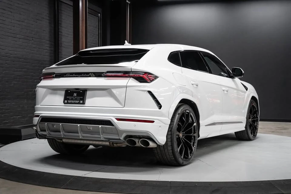 2019 Lamborghini Urus - Image 4 of 18