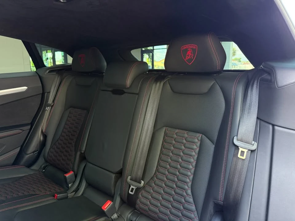 2019 Lamborghini Urus - Image 14 of 17