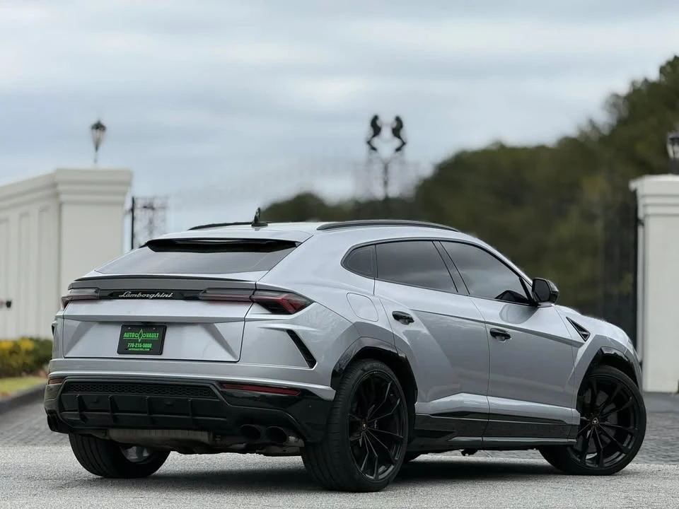 2019 Lamborghini Urus - Image 3 of 8