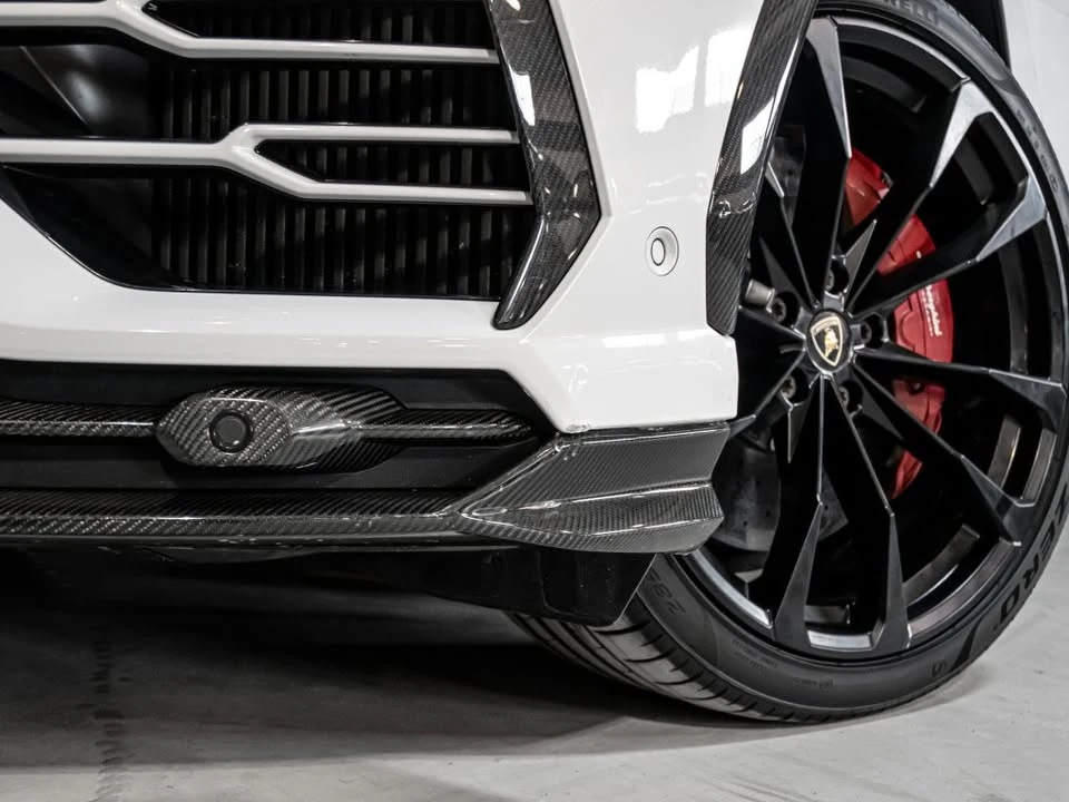 2019 Lamborghini Urus - Image 8 of 10