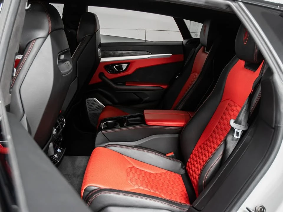 2019 Lamborghini Urus - Image 5 of 10