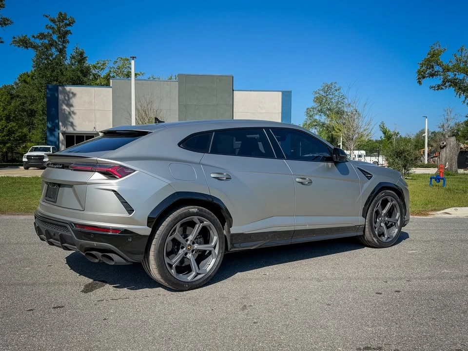 2019 Lamborghini Urus - Image 3 of 11