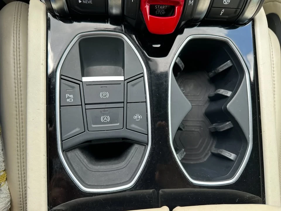 2019 Lamborghini Urus - Image 14 of 20