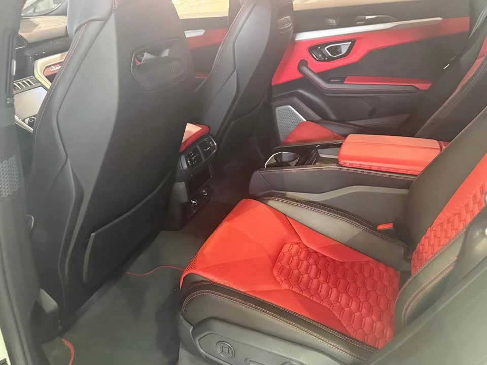 2019 Lamborghini Urus - Image 9 of 12