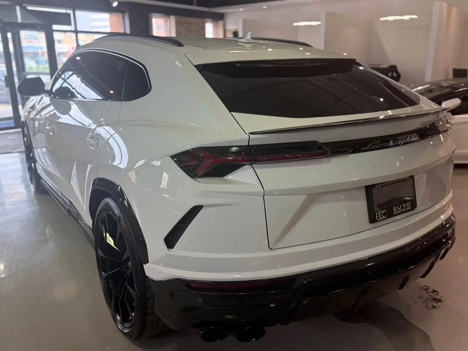 2019 Lamborghini Urus - Image 6 of 12