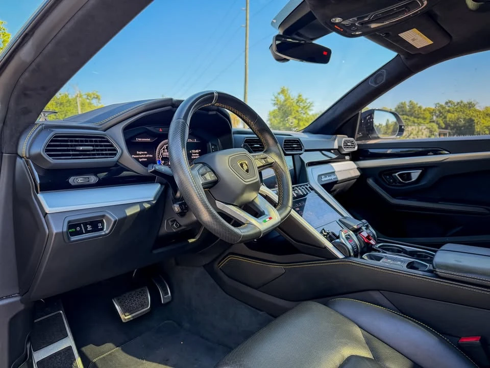 2019 Lamborghini Urus - Image 5 of 11