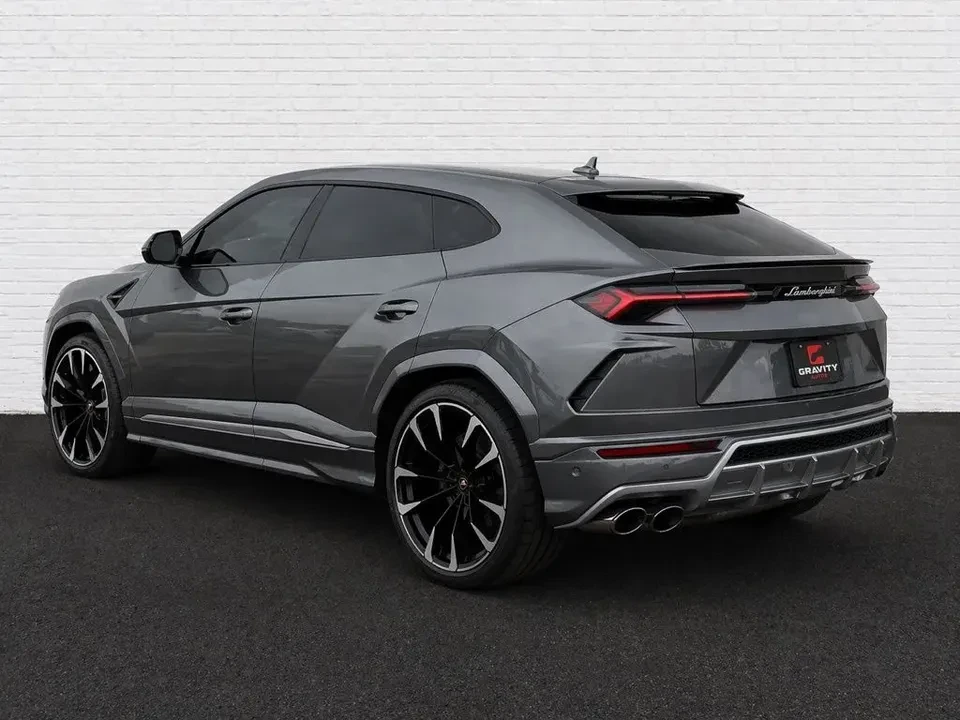 2019 Lamborghini Urus - Image 3 of 17