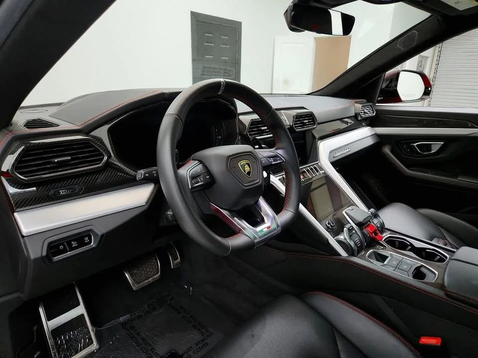 2019 Lamborghini Urus - Image 13 of 19