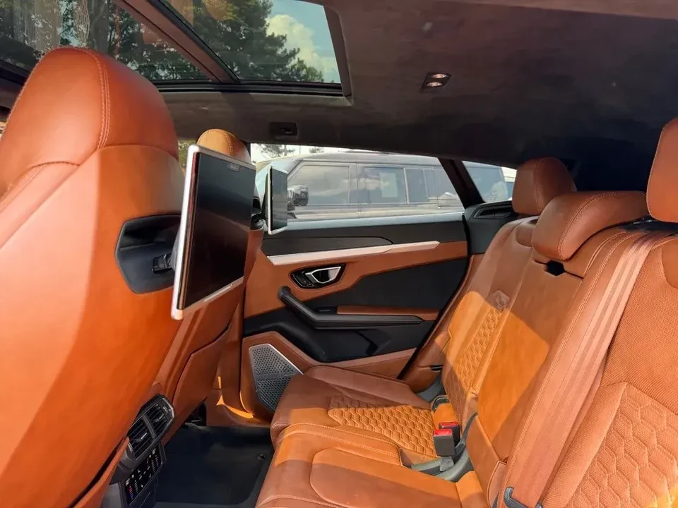 2019 Lamborghini Urus - Image 16 of 20