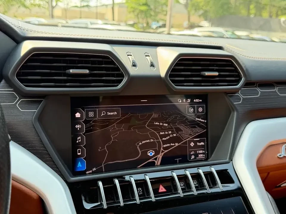 2019 Lamborghini Urus - Image 14 of 20