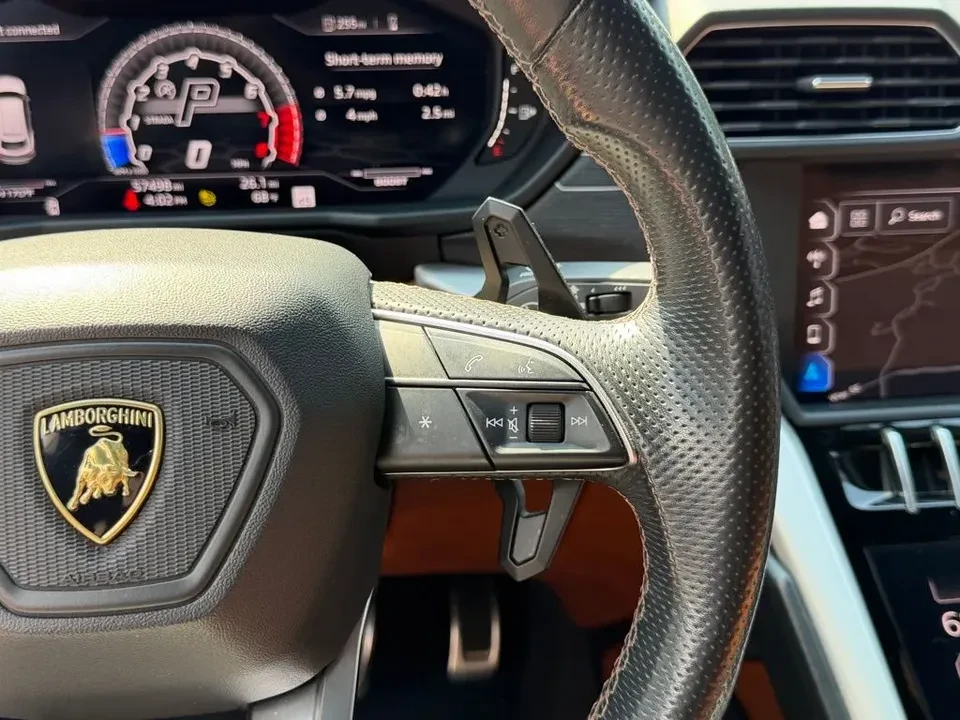 2019 Lamborghini Urus - Image 12 of 20