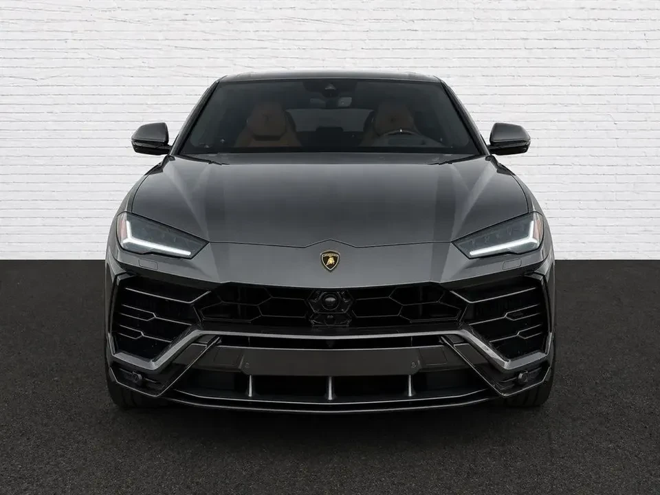 2019 Lamborghini Urus - Image 2 of 20