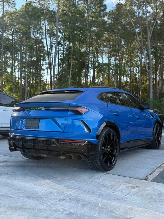 2019 Lamborghini Urus - Image 2 of 4