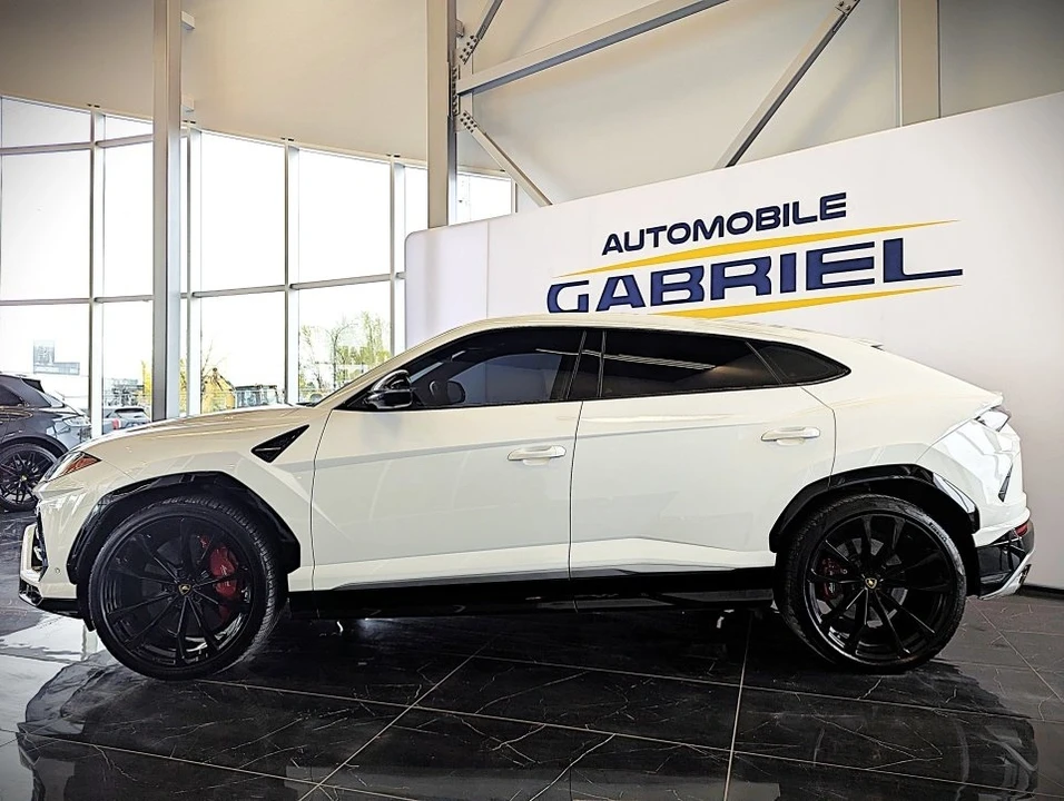 2019 Lamborghini Urus - Image 8 of 20
