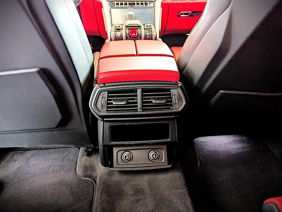2019 Lamborghini Urus - Image 19 of 20