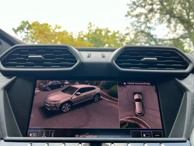 2019 Lamborghini Urus - Image 16 of 20