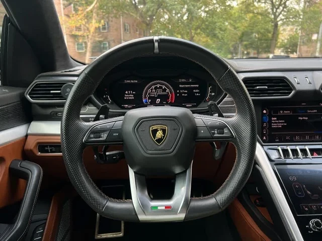 2019 Lamborghini Urus - Image 10 of 20