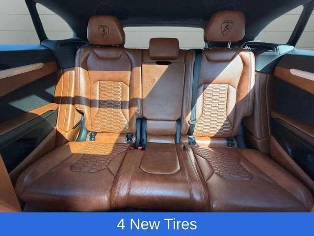 2019 Lamborghini Urus - Image 14 of 17