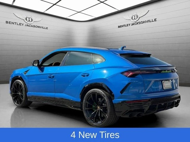 2019 Lamborghini Urus - Image 10 of 17