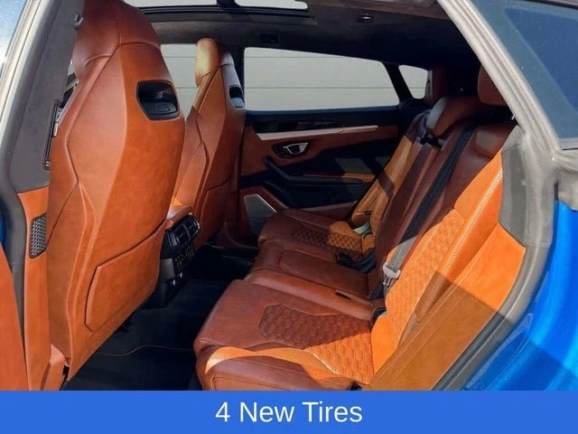2019 Lamborghini Urus - Image 15 of 17