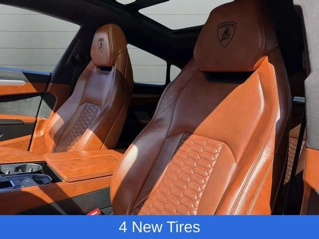 2019 Lamborghini Urus - Image 12 of 17