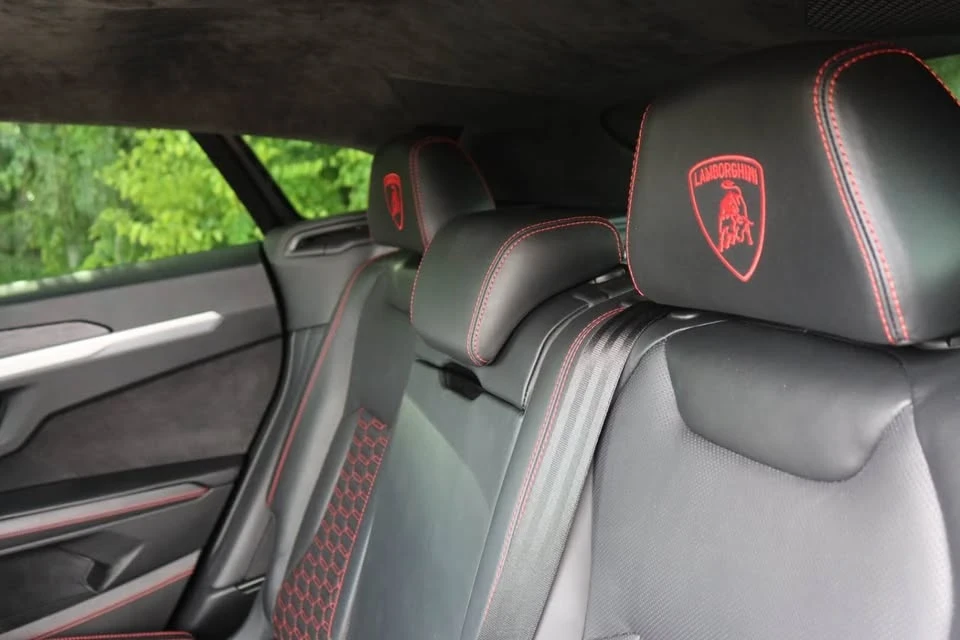 2019 Lamborghini Urus - Image 7 of 12