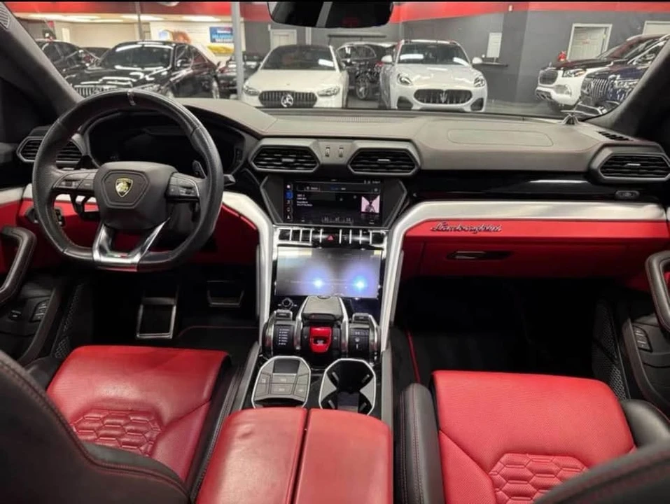 2019 Lamborghini Urus - Image 5 of 11