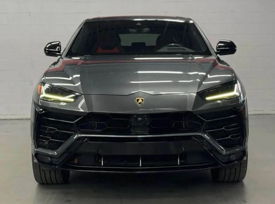 2019 Lamborghini Urus - Image 2 of 11