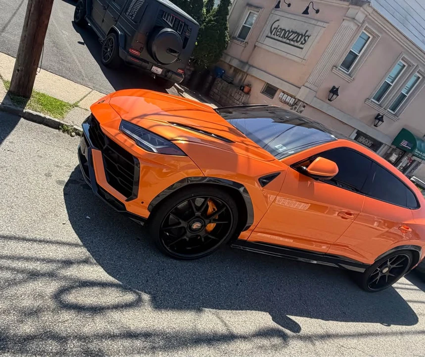 2019 Lamborghini Urus - Image 17 of 20