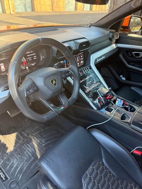 2019 Lamborghini Urus - Image 5 of 20
