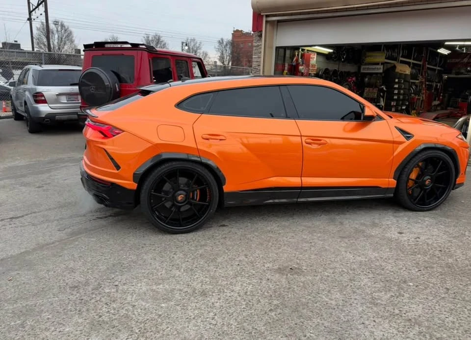 2019 Lamborghini Urus - Image 16 of 20