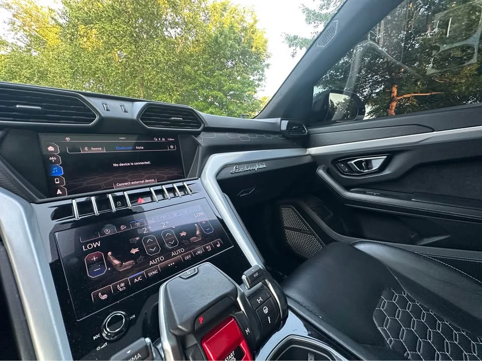 2019 Lamborghini Urus - Image 14 of 15