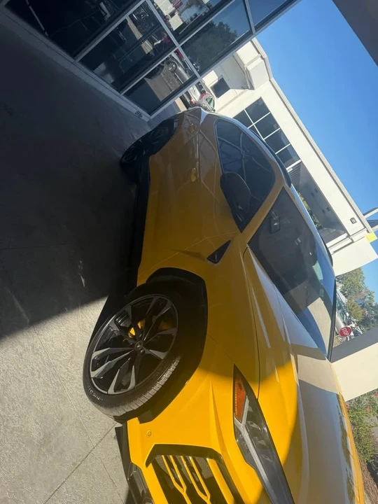 2019 Lamborghini Urus - Image 3 of 18