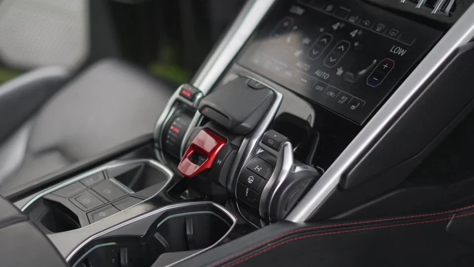 2019 Lamborghini Urus - Image 13 of 20