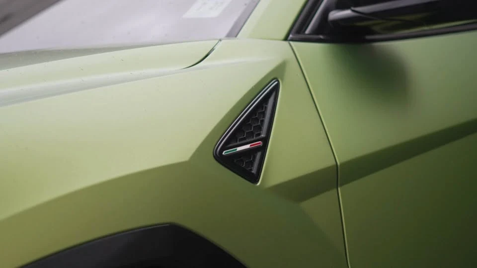 2019 Lamborghini Urus - Image 4 of 20