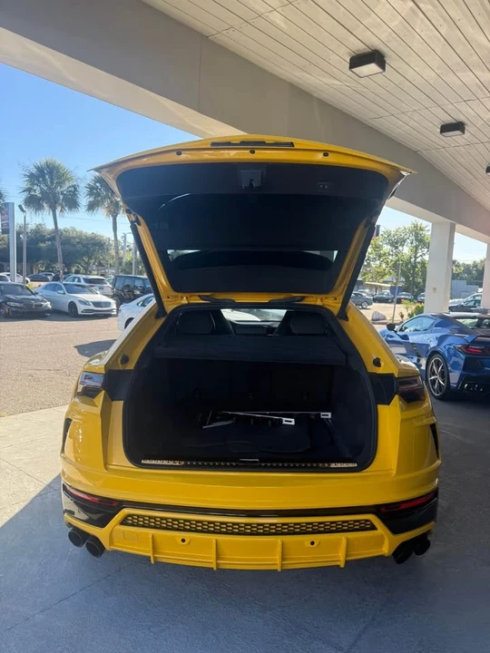 2019 Lamborghini Urus - Image 6 of 18