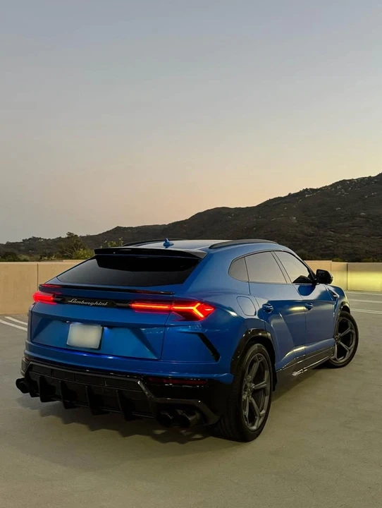 2019 Lamborghini Urus - Image 7 of 20