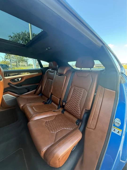 2019 Lamborghini Urus - Image 5 of 5