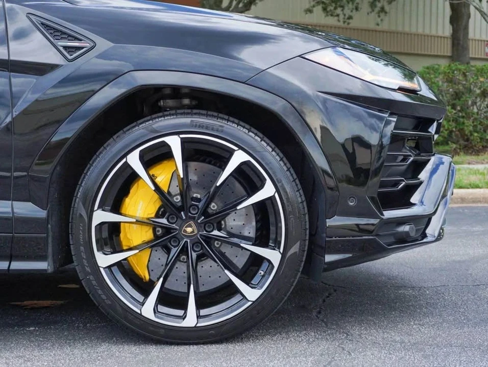 2019 Lamborghini Urus - Image 19 of 20