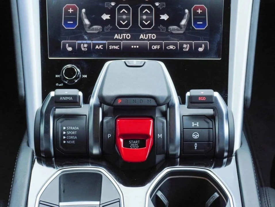 2019 Lamborghini Urus - Image 15 of 20
