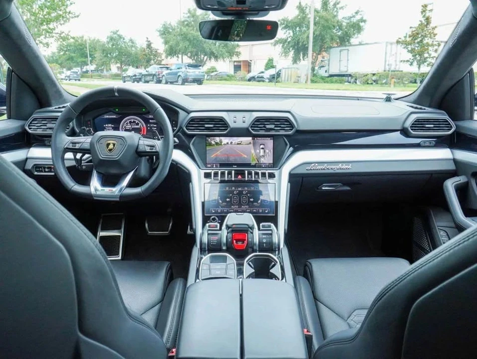 2019 Lamborghini Urus - Image 11 of 20