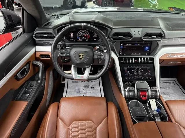 2019 Lamborghini Urus - Image 2 of 17
