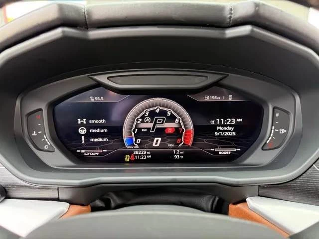 2019 Lamborghini Urus - Image 7 of 17