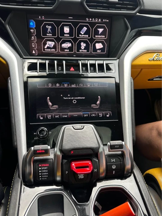 2019 Lamborghini Urus - Image 11 of 15
