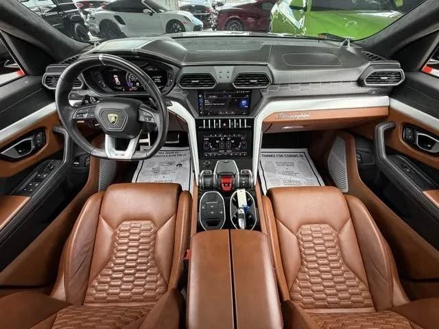 2019 Lamborghini Urus - Image 4 of 17