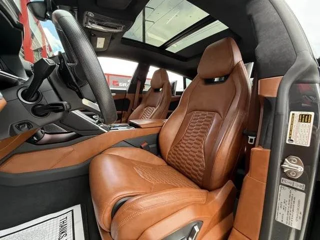 2019 Lamborghini Urus - Image 12 of 17