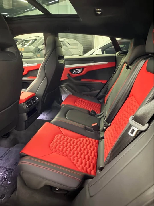 2019 Lamborghini Urus - Image 13 of 15