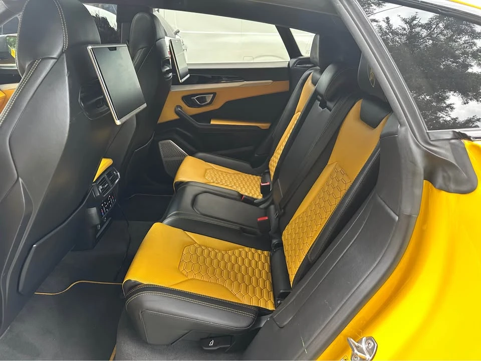2019 Lamborghini Urus - Image 12 of 15