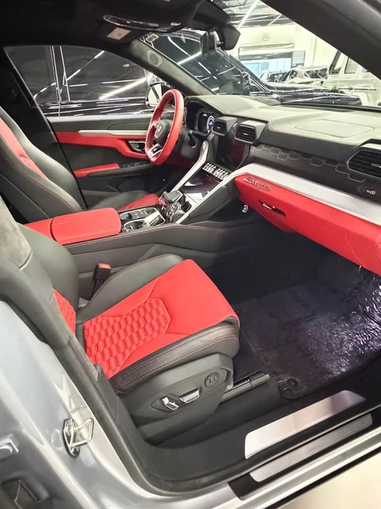 2019 Lamborghini Urus - Image 12 of 15