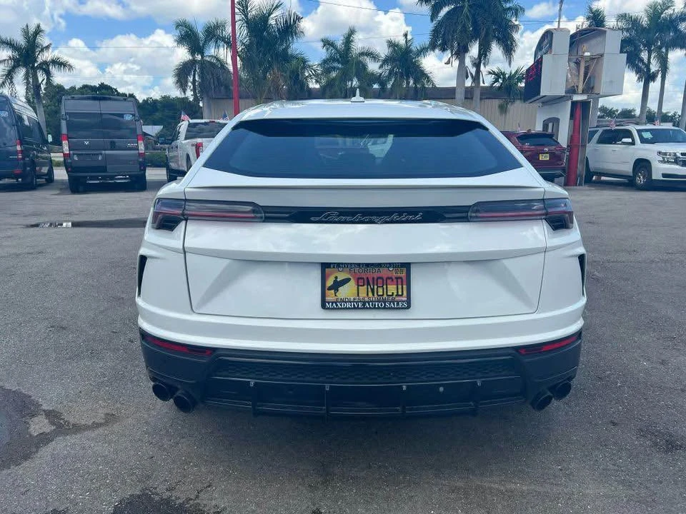 2019 Lamborghini Urus - Image 5 of 10